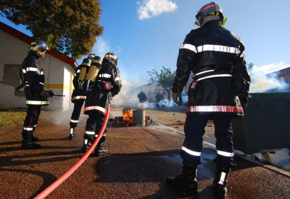 Am Freitagmorgen brach in dem Lauenburger Werk von Worlée ein Feuer aus. Bildquelle (Symbolbild): Tilio & Paolo -StockAdobe.com