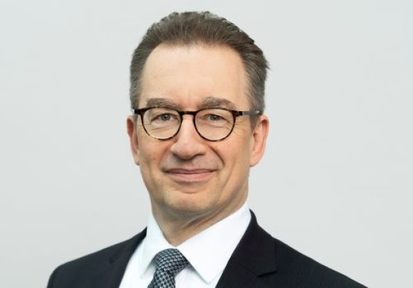 Dr. Markus Vöge wird zum 1. Februar 2022 neuer Geschäftsführer von Zeppelin Systems.